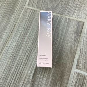 🔥3 for $5 New in box Mary Kay CC cream